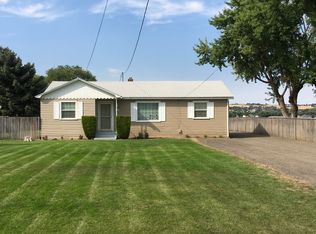 9301 Wide Hollow Rd, Yakima, WA 98908