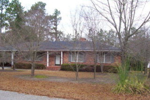 2nd image of 707 McKay Rd