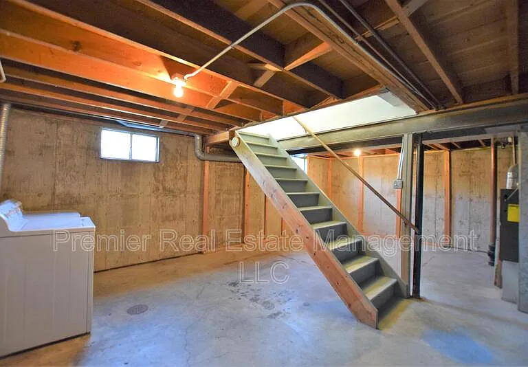 1885 S Clermont St — Photo 23