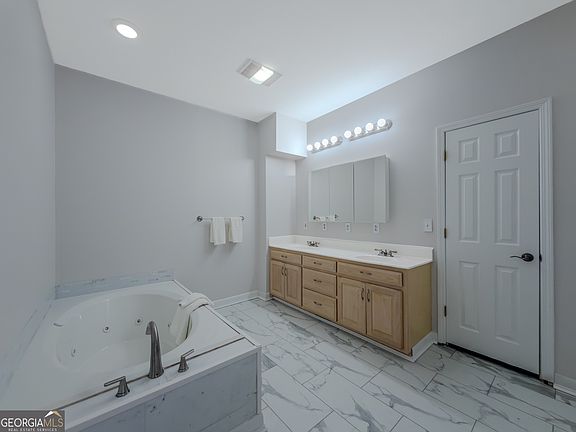 5th image of 2904 Union Grove Rd