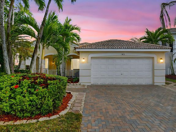 2nd image of 1012 Fairfield Meadows Drive