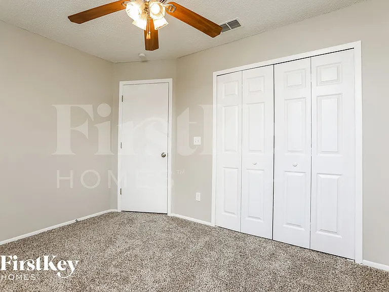 62 Abbey Hollow Dr — Photo 12