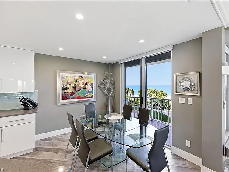 8111 Bay Colony Dr #204 — Photo 14