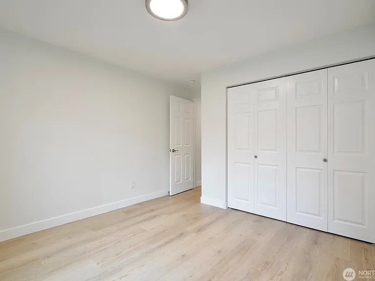 12032 SE 210th Pl — Photo 4
