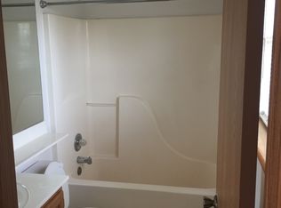 924 NE Sunnyside Ln APT F, Blue Springs, MO 64014