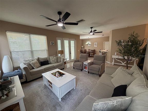3rd image of 217 36TH STREET NE