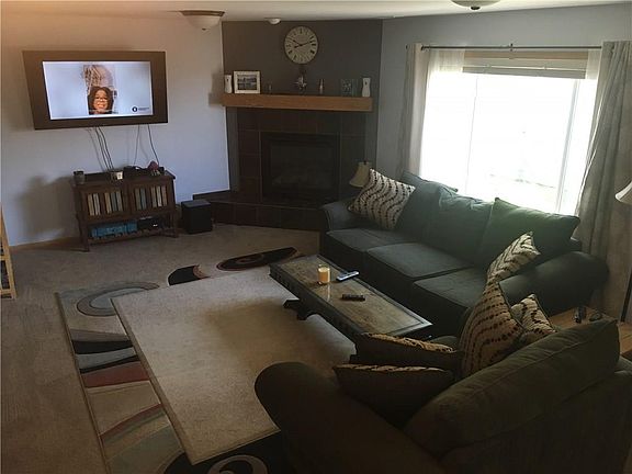 4th image of 5402 Bell Ave