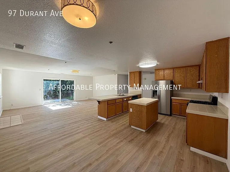 97 Durant Ave — Photo 6