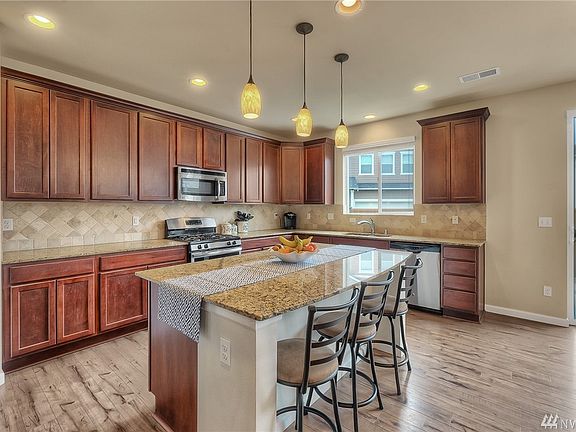 5th image of 8021 163rd Street Ct E