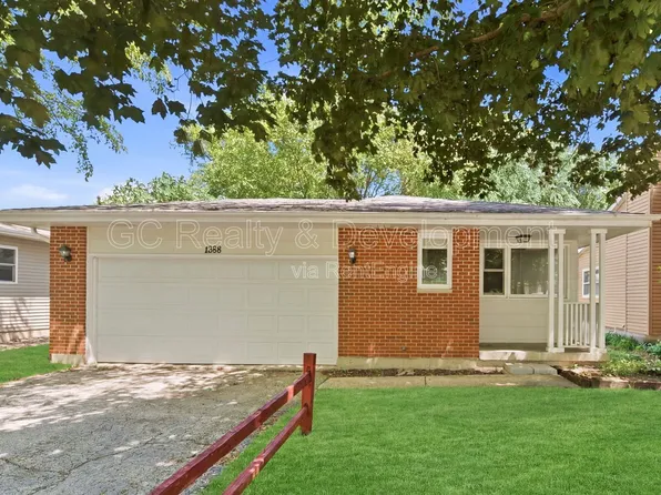 1388 Gardina Vis, Crystal Lake, IL 60014