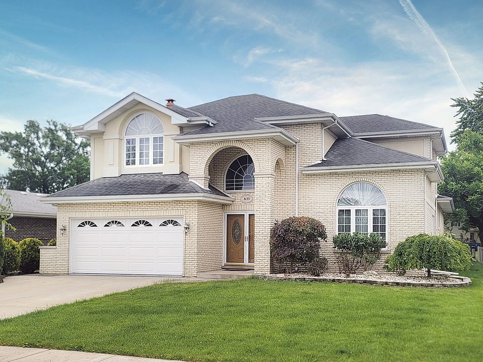 1st image of 8133 Valley Dr