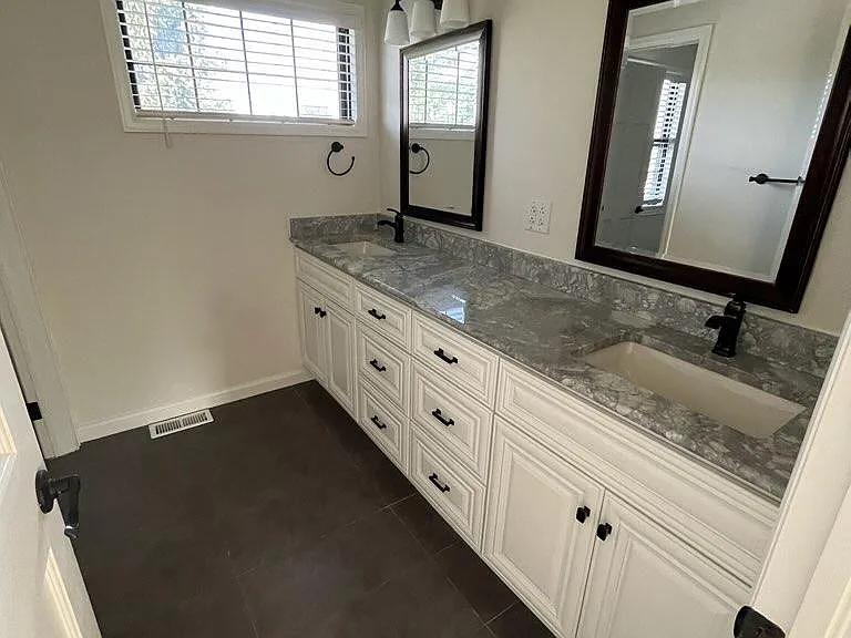 5645 Big Canon Dr — Photo 1