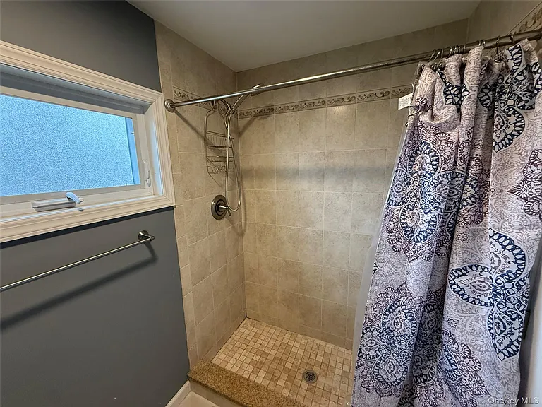 65 Morning Glory Rd — Photo 16
