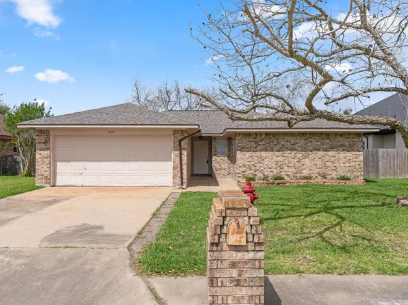 1808 Leissner St, Bay City, TX 77414