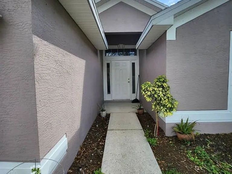 2891 Stratford Pointe Dr — Photo 2