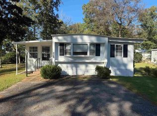 826 Jensen Dr N, Murrells Inlet, SC 29576