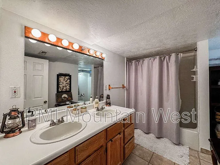 714 W 850 S — Photo 18