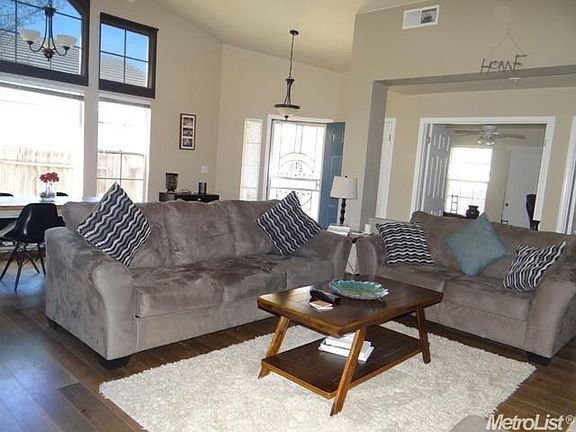 4th image of 9144 Lakemont Dr
