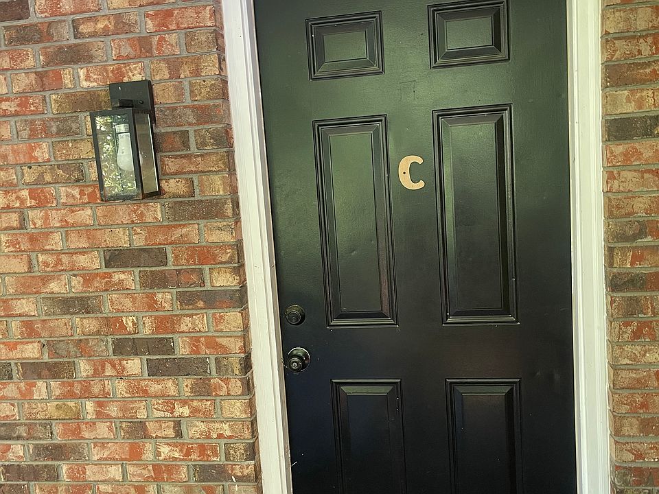 1st image of 3 Trestlewood Ct APT C