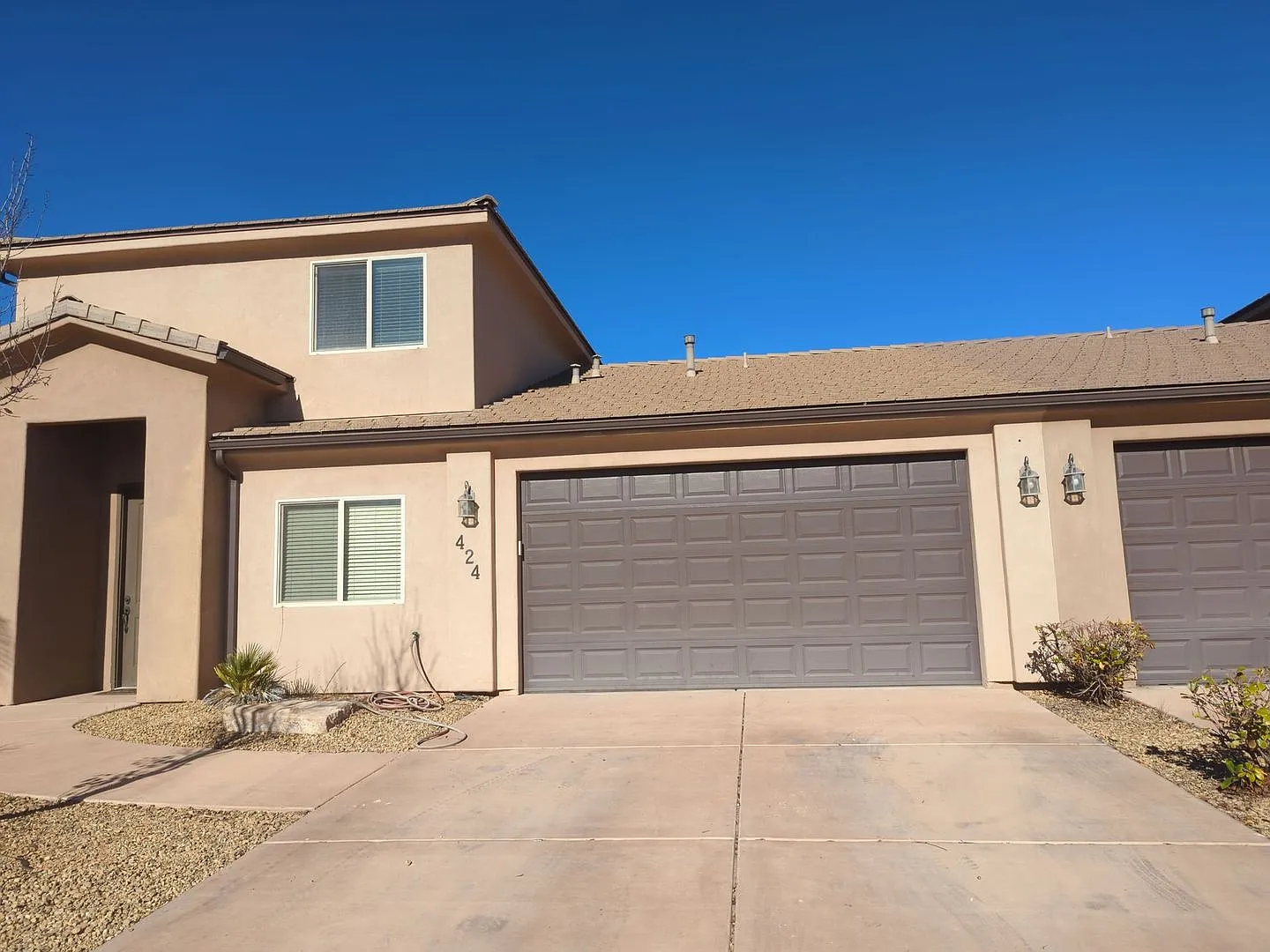 Conveniently Located Stunning 4-Bedroom, 2.5-Bathroom Home — Photo 2