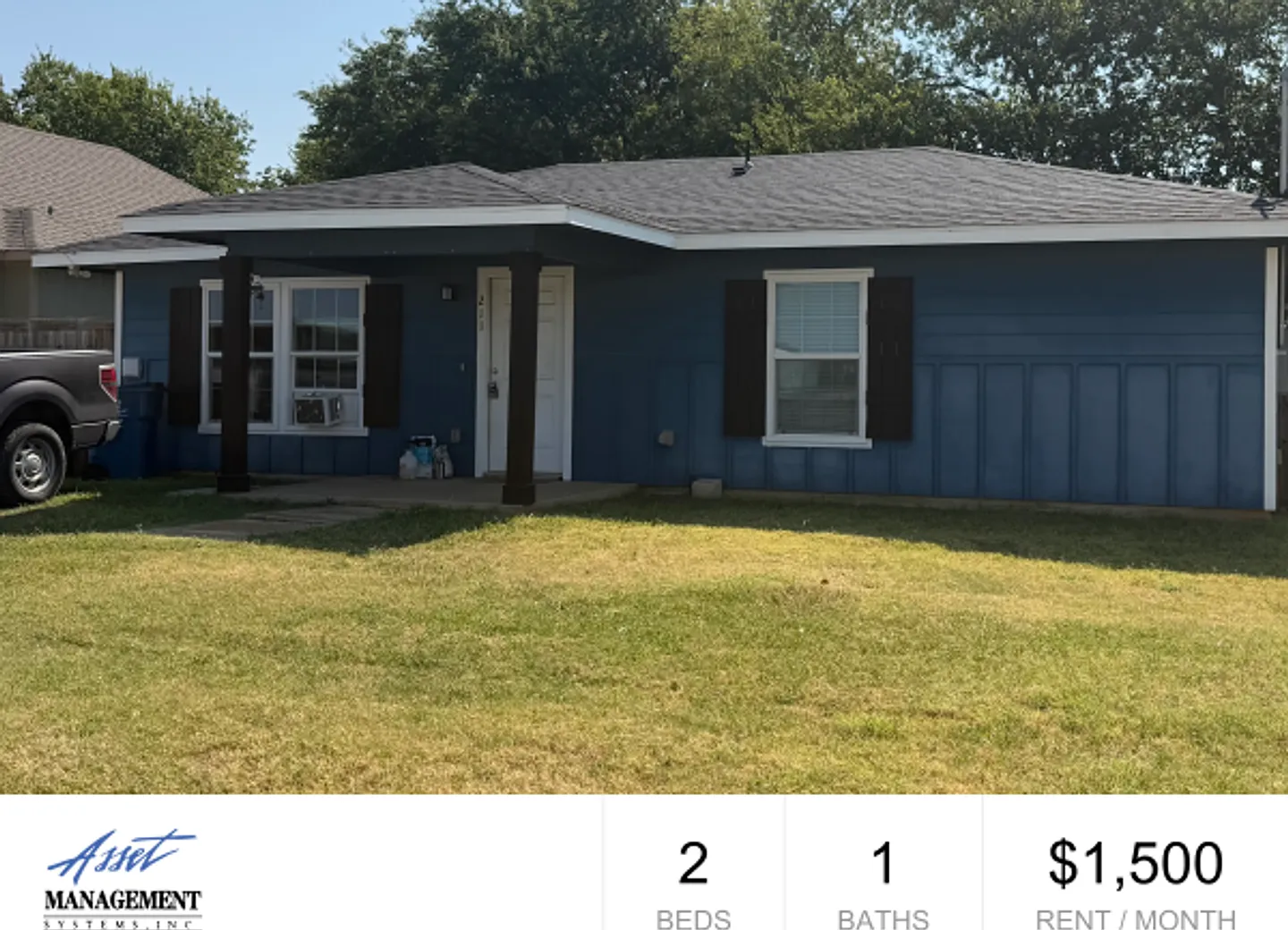 Charming 2 Bedroom 1 bath house located in Sanger! — Photo 1