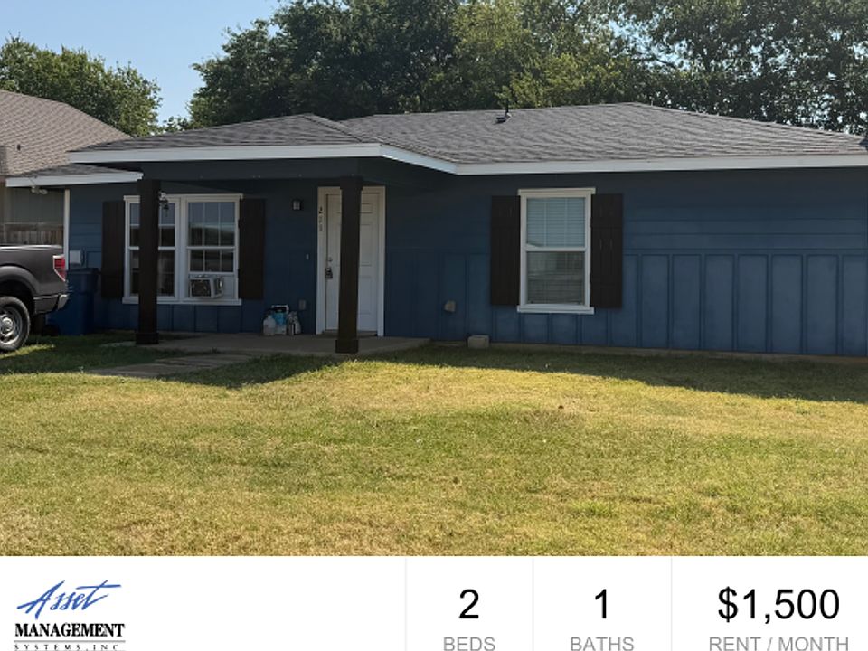 1st image of 211 Railroad Ave