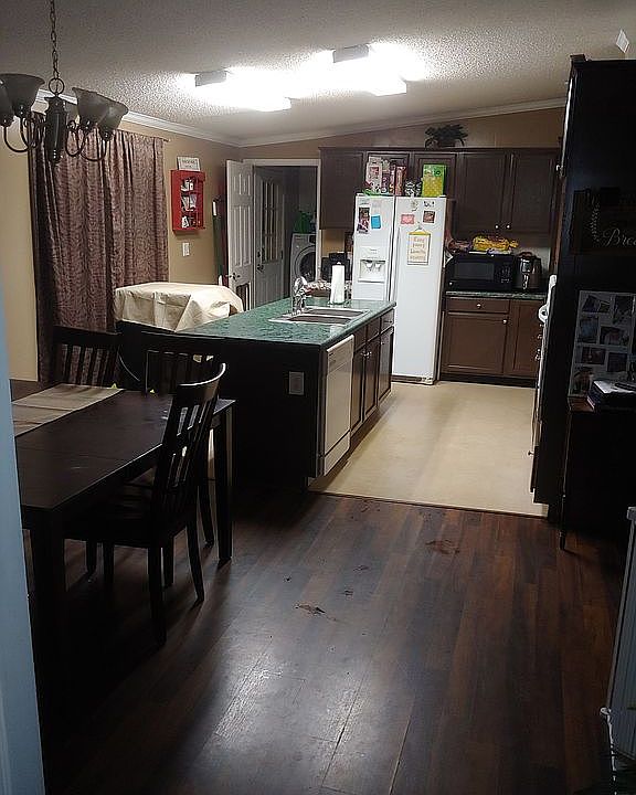 1st image of 128 Hillcreek Dr