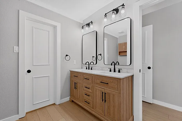 3701 University Dr — Photo 30