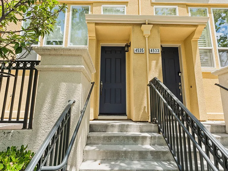 4535 Lick Mill Blvd — Photo 3