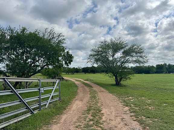 2nd image of Fm 884/shelby Ln