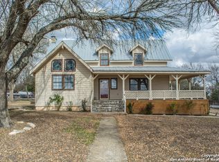 290 Acme Rd, New Braunfels, TX 78130