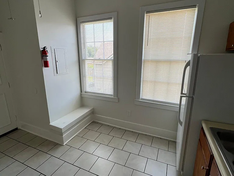 632 Mercer St #B — Photo 2