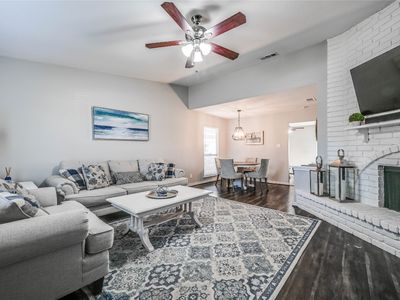 5525 N Colony Blvd, The Colony, TX, 75056