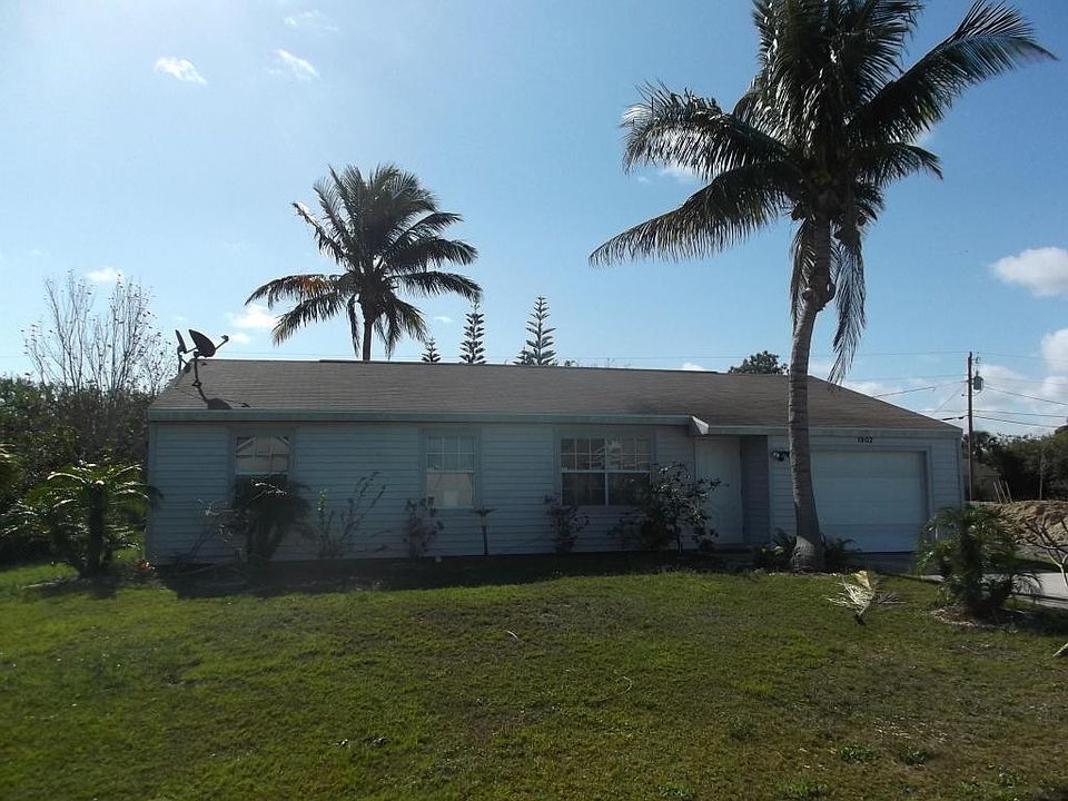 1st image of 1902 SE Mandrake Cir