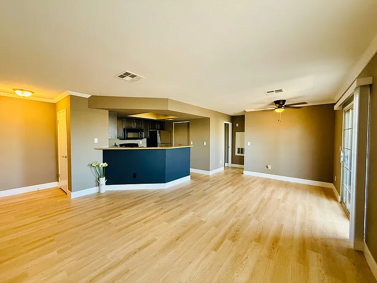 8600 W Charleston Blvd #1034 — Photo 9