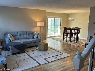 4th image of 10268 Orchard Hill Ln