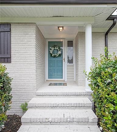 2nd image of 7701 Shady Ln