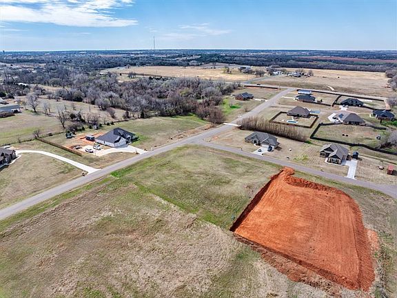 3rd image of 763 Windmill Ave Lot 1