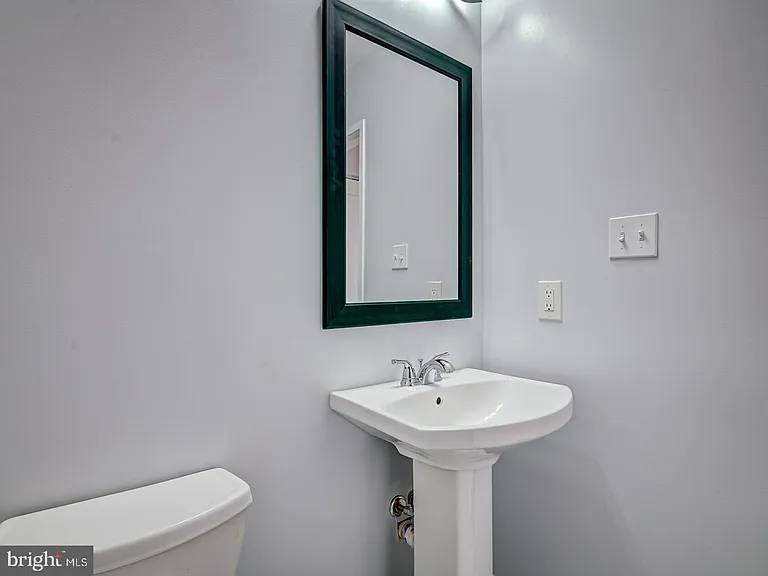 5 Climbing Ivy Ct — Photo 41