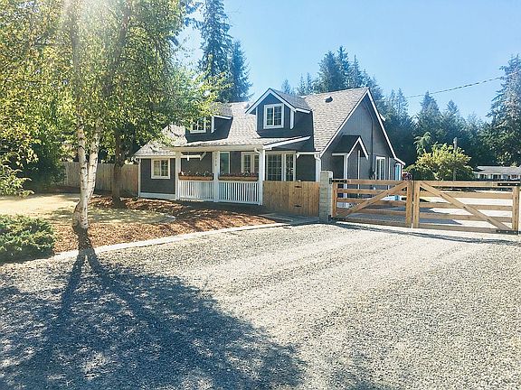 2nd image of 2518 208th St E