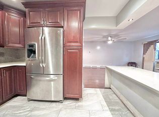 117 Hart St #1, Brooklyn, NY 11206