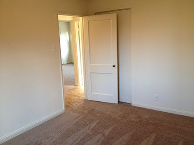 4th image of 68-12 Drexelbrook Dr