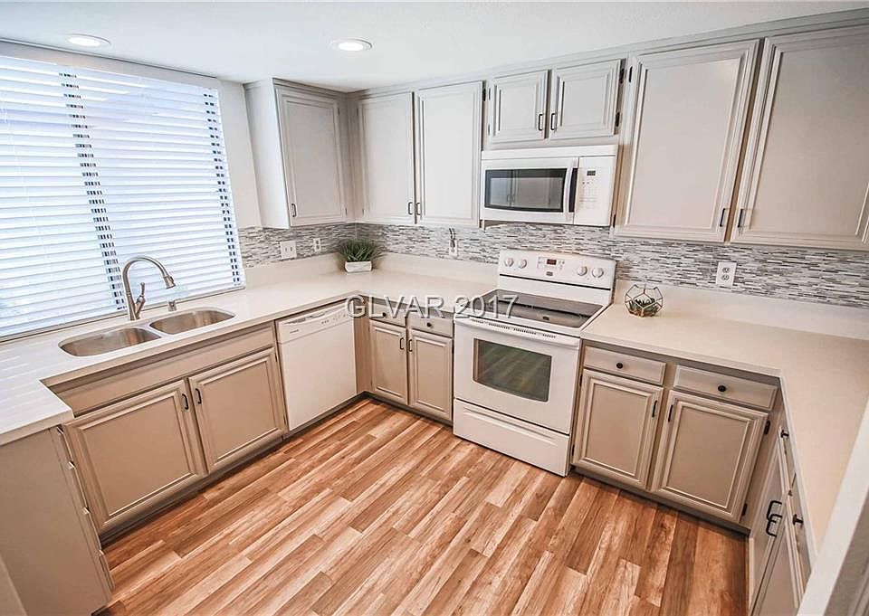 1st image of 3567 Buena Vista Dr