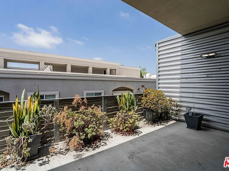 4080 Glencoe Ave #407 — Photo 23