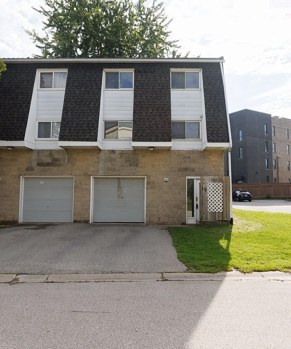 3 bed, $2,200 — Photo 3
