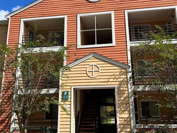 2601 SW Archer Rd APT 221, Gainesville, FL 32608