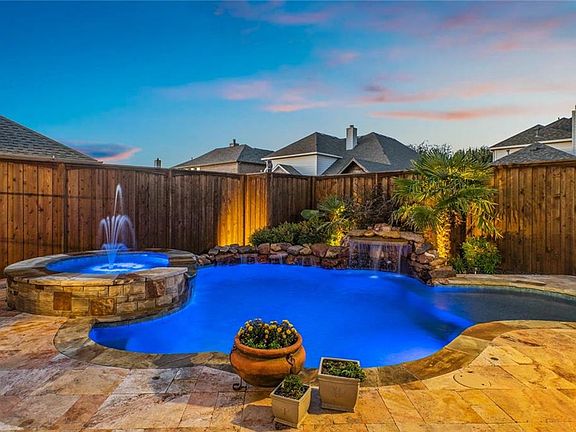 2nd image of 10638 Bancroft Ln
