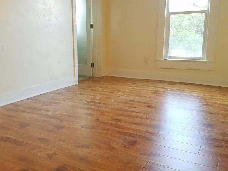 391 Beach St — Photo 13