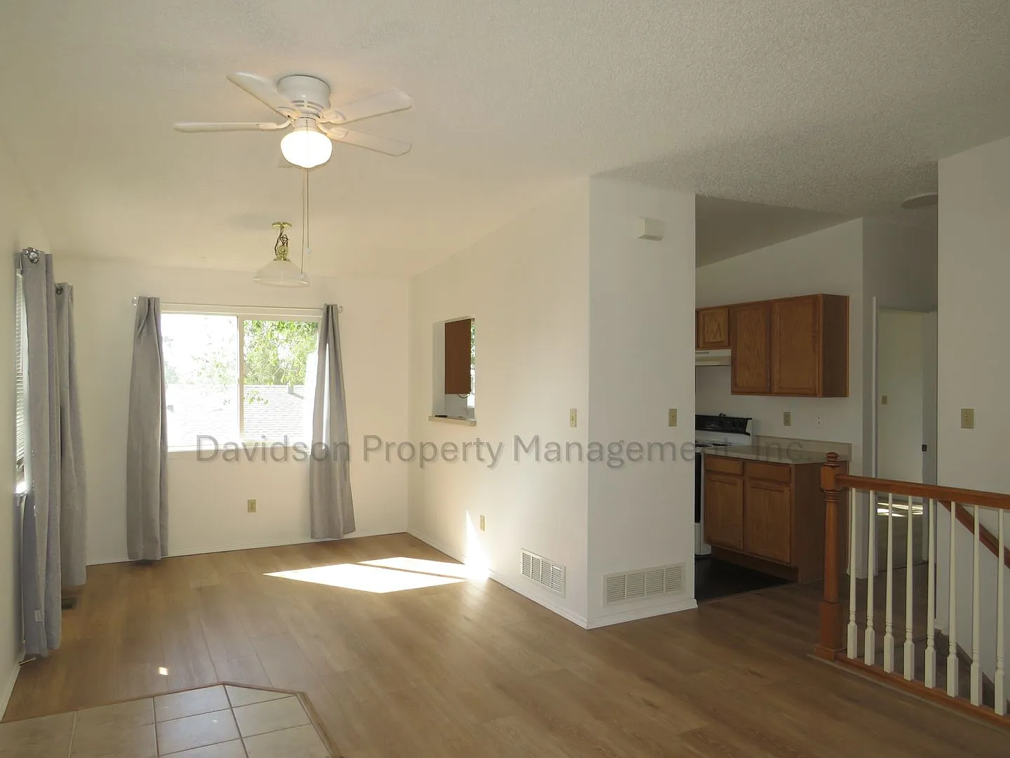Cozy 3 Bedroom Unit in Old Colorado City — Photo 3