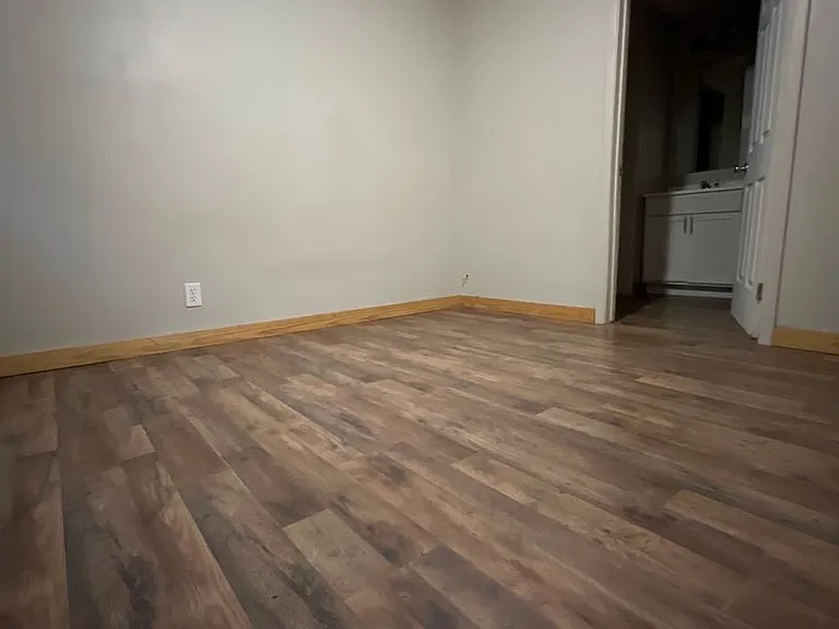 1004 County Road 3771 — Photo 5
